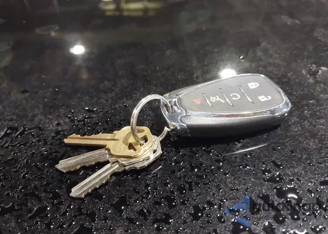 2021 Chevrolet Trailblazer Awd Activ from USA, damaged, VIN KL79MSSL5MB005023